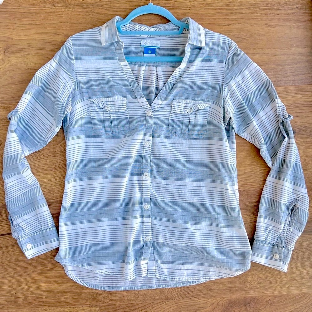 COLUMBIA | button down long sleeve 3/4 sleeve striped top gray and white